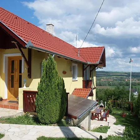 Diofa Vendeghaz Apartament