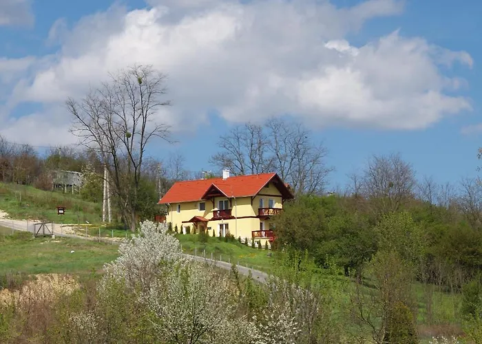 迪奥法维德哈兹公寓酒店