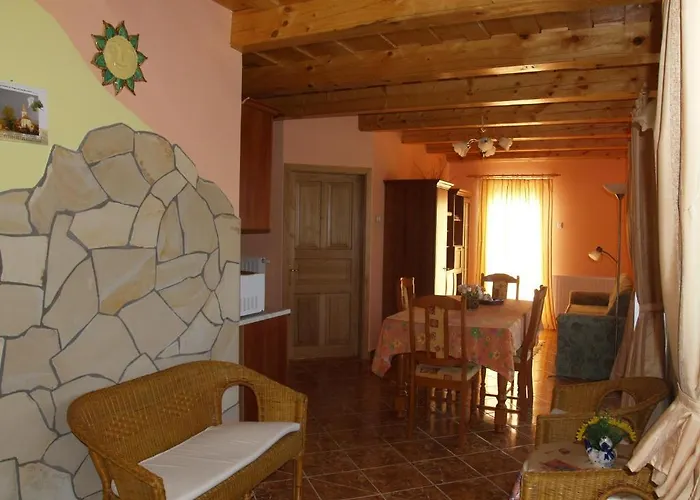 Diofa Vendeghaz Apartament *