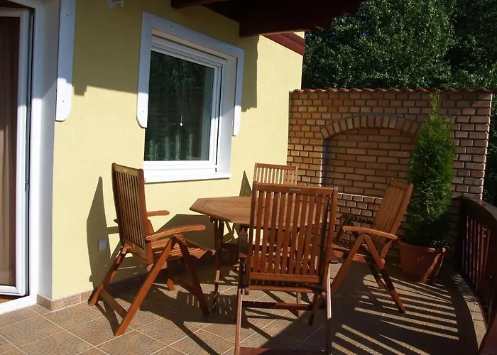 Diofa Vendeghaz Kehidakustány